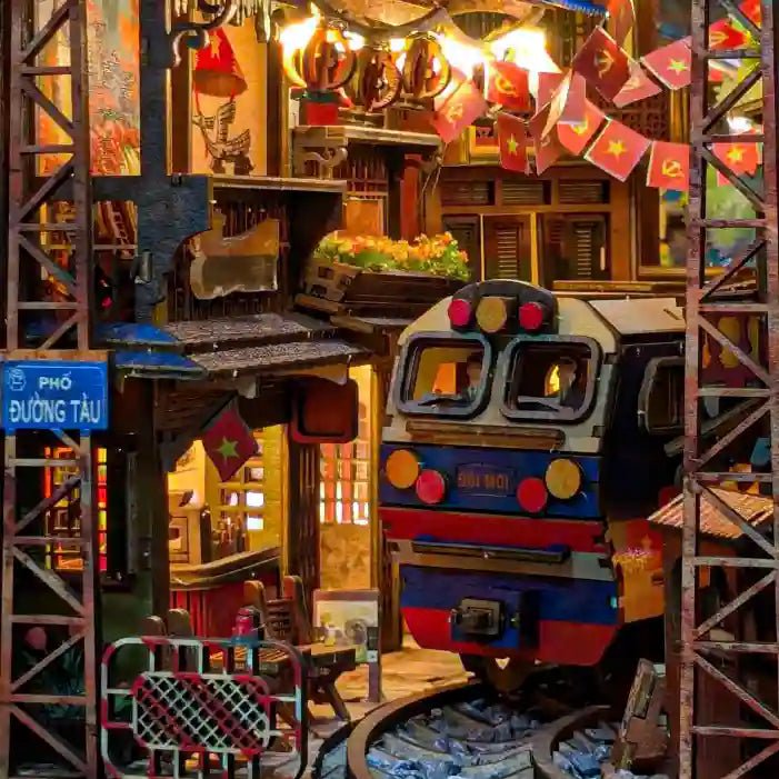 Phố Đường Tàu/ Train Street Hanoi - Việt Nam