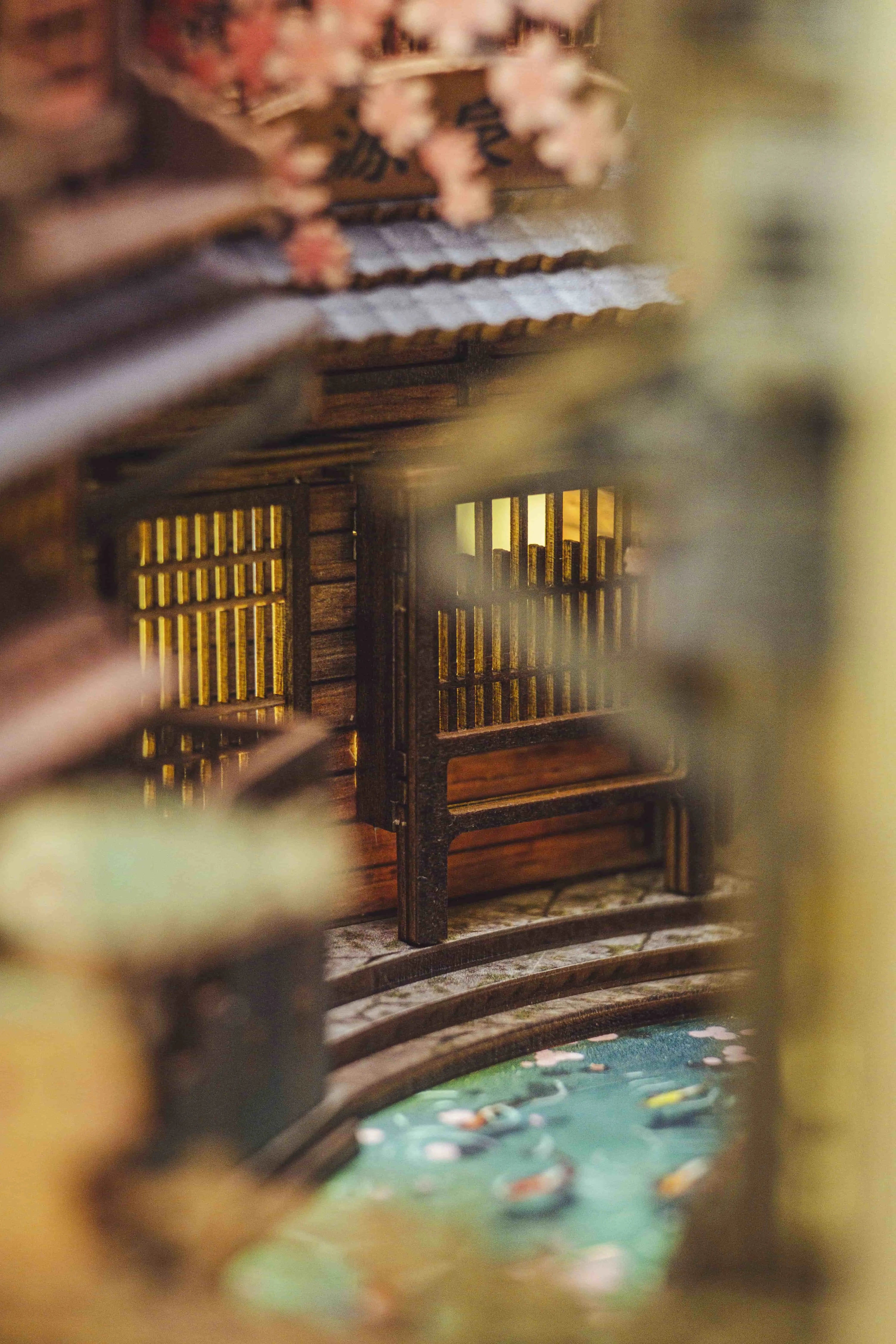 Mô hình Book Nook Sawara Town - Nhật Bản