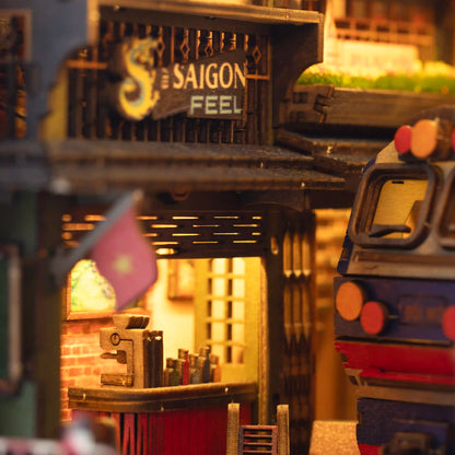 Phố Đường Tàu/ Train Street Hanoi - Việt Nam