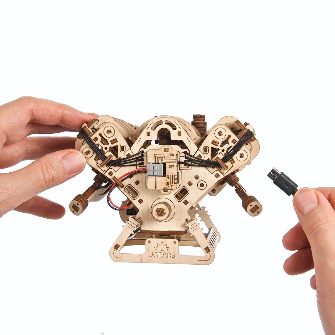 Mô hình động cơ V8 - STEM