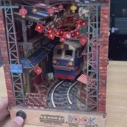 Phố Đường Tàu/ Train Street Hanoi - Việt Nam